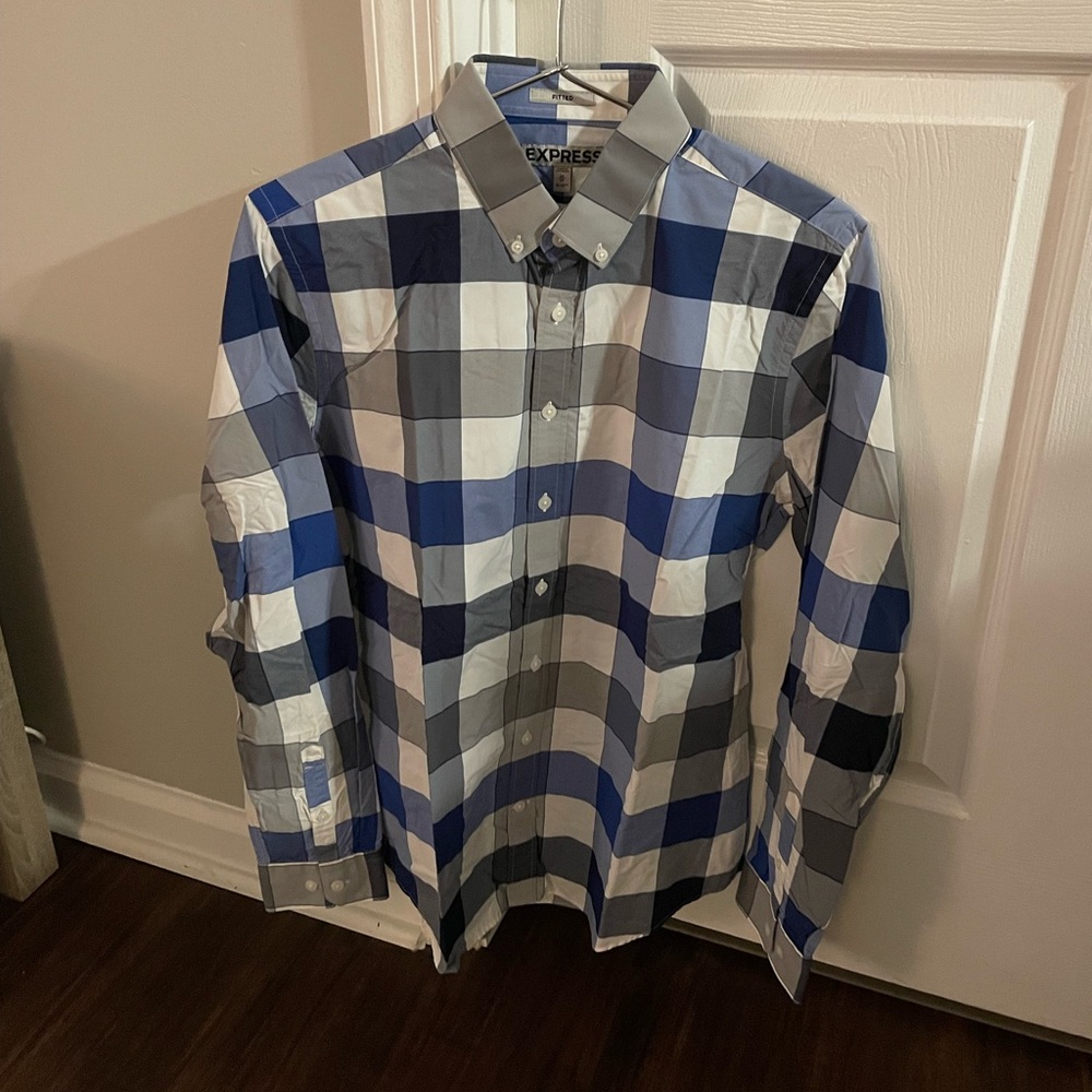 Express Fitted Checkered Button Down